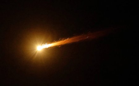 الحوثيون: استهدفنا مطار تل أبيب بصاروخ باليستي فرط صوتي