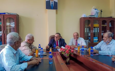 رئيس جامعة عدن يبحث مع مدير الصندوق الاجتماعي للتنمية آفاق التعاون المشترك