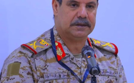 قائد محور عتق يعزي في وفاة المهندس جمال محمد المقرحي