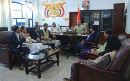 النيابة العامة بمأرب تبحث مع فريق حقوقي أوضاع النزلاء وتؤكد استمرار الرقابة على السجون