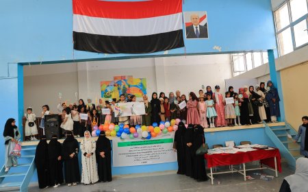 تعز تحتفي بفن السلام.. 70 طالبة يتنافسن في مسابقة دولية للرسم