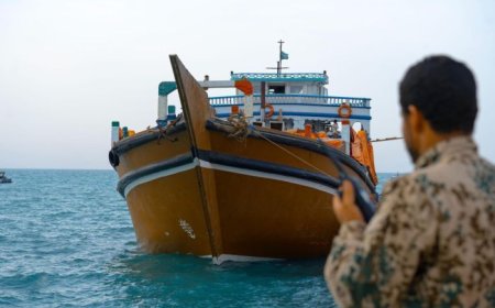 تقرير بريطاني: اعتراض المقاومة الوطنية أسلحة إيرانية يفضح دعم طهران للهجمات على السفن التجارية