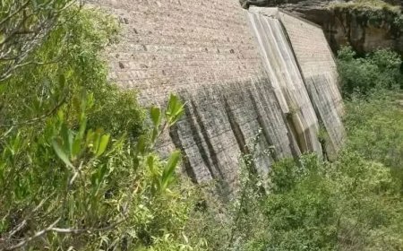 تعز.. أهالي ذبحان يحذرون من كارثة بسبب تدهور حاجز العدوف