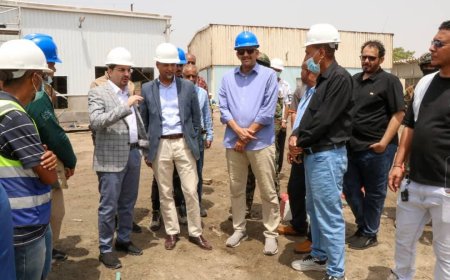نائب وزير المياه والبيئة يطلع على نشاط مؤسسة المياه بعدن ويتفقد عدداً من المشاريع