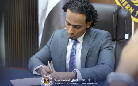 مدير مطار عدن يهنئ رئيس انتقالي العاصمة عدن بنجاح العملية الجراحية