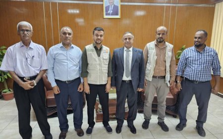 رئيس جامعة عدن يبحث مع المؤسسة الطبية الميدانية سبل تعزيز التعاون المشترك