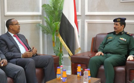وزير الداخلية يلتقي بسفير جمهورية الصومال الفيدرالية