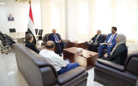 انتقال نهائي لوزارة الخارجية إلى العاصمة المؤقتة عدن وافتتاح سفارة روسيا وقنصلية الهند