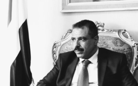 بعد تأكيد مقتله بغارة إسرائيلية على صنعاء.. مصدر ينفي مقتل وزير خارجية الحوثيين 