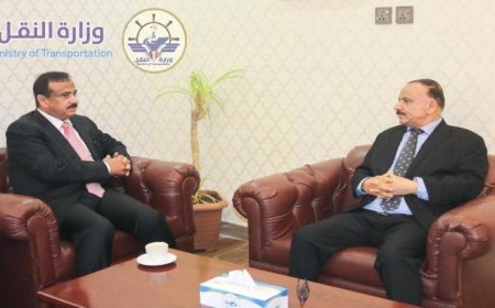 وزير النقل يبارك لأبناء شبوة ويعلن موعد أول رحلة دولية عبر مطار عتق الدولي
