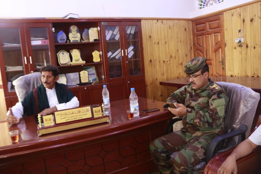 المهرة.نائب مدير الامن مدير البحث الجنائي يزور مديرية شحن لبحث سبل التعاون الأمني وتعزيز التنسيق المشترك