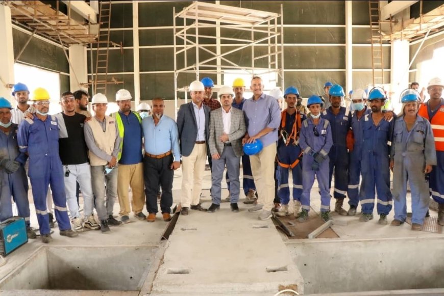 نائب وزير المياه والبيئة يطلع على نشاط مؤسسة المياه بعدن ويتفقد عدداً من مشاريع المياه والصرف الصحي