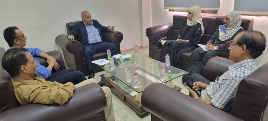 البيشي و الكازمي يناقشان سبل التعاون المشترك بين مكتبي الصحة والاعلام في عدن