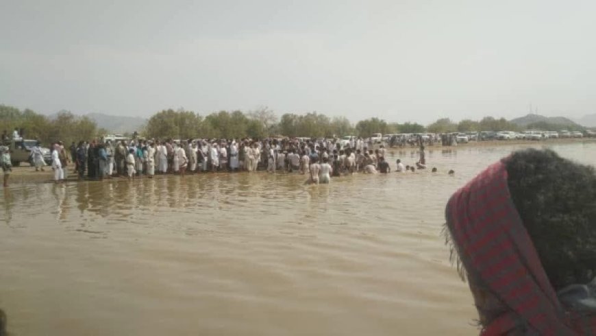 وفاة طبيب ونجله غرقًا جراء سيول الأمطار في شبوة