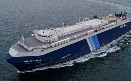 جماعة الحوثي تعلن استهدافها لسفينة تابعة لإسرائيل.. وإدارة السفينة تفند