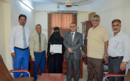 جامعة عدن تكرم الطالبة إيمان رياض لفوزها في المهرجان الدولي الأول للإنتاج الإعلامي