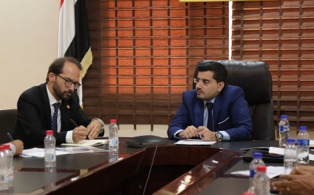 وزارة المياه والبيئة تعقد إجتماعاً مع السفير السويسري