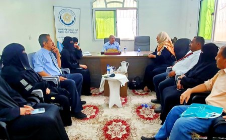 اتحاد الجمعيات والمؤسسات ومؤسسة المرأة السقطرية يبحثان التعاون المشترك لتعزيز دور المرأة