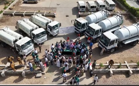 بتمويل مركز الملك سلمان.. افتتاح محطة إسعافية لمعاجلة مياه الصرف الصحي وتسليم شاحنات لصندوق نظافة بمأرب