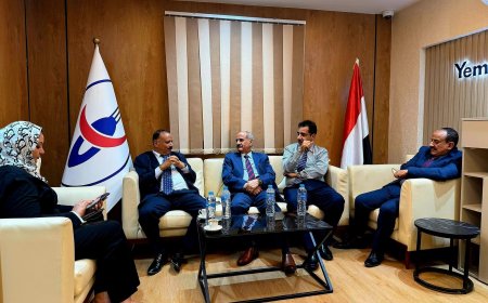 وزير النقل يزور مكتب ''اليمنية" الجديد في القاهرة ويطّلع على سير العمل 