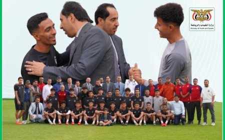 وزير الشباب والرياضة يزور منتخبنا الوطني للشباب قبل نهائي كأس الخليج في أبها