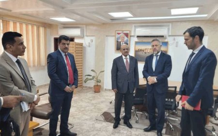 محافظ البنك المركزي يبحث مع سفير الاتحاد الأوروبي تعزيز التعاون الثنائي