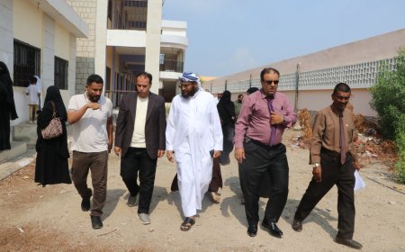 الوكيل الشوذبي والمستشار اليافعي يتفقدان طلاب ذوي الاحتياجات الخاصة بالمعلا