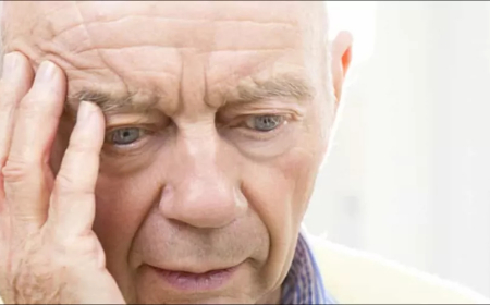مرض الزهايمر : اكتشاف علامة من علامته قد يكون سببا في إبطاء الإصابة به .. تفاصيل