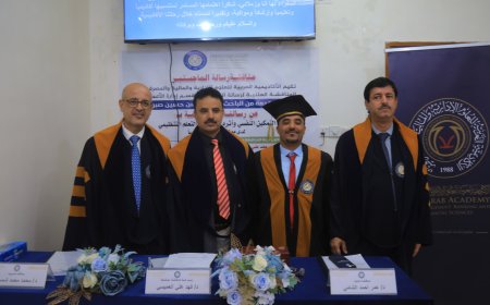 الباحث منير صبر ينال الماجستير برسالة عن التمكين النفسي وأثره في التعلم التنظيمي بجامعة إقليم سبأ