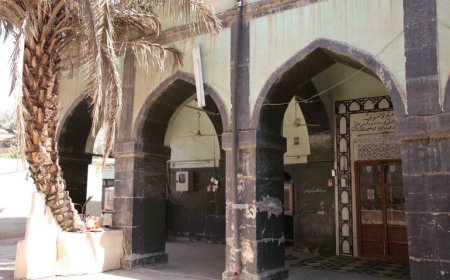 بعد محاصرة المصلين له .. خطيب جمعة يتوفى .. تفاصيل