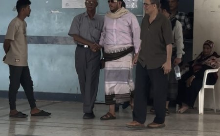 الدكتور عبدالله العليمي نائب رئيس مجلس القيادة يقوم بزيارات ميدانية في عدن