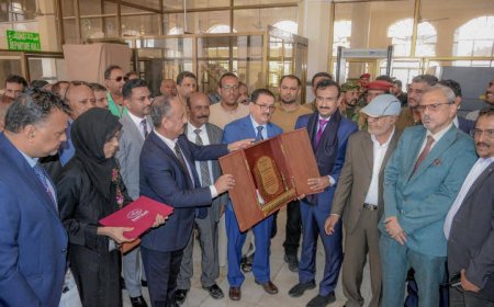 برعاية وزير النقل.. الخطوط الجوية اليمنية تدشن أولى رحلاتها إلى مطار عتق الدولي بشبوة