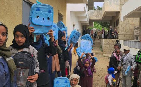 تعز.للعام الخامس على التوالي لمشروع الحقيبة المدرسية ومستلزماتها بقرية العدف بمديرية جبل حبشي.