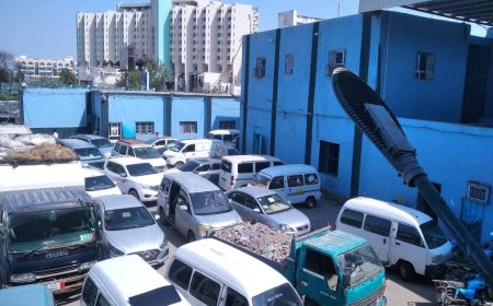 شرطة السير بعدن تدشّن حملة صارمة ضد المركبات المخالفة ضمن حملة شرطة السير الجديدة.