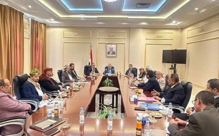 هيئة رئاسة مجلس الشورى تؤكد على تعزيز وحدة الصف الوطني والقضاء على الانقلاب الحوثي