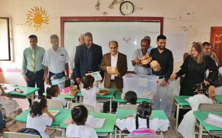 جمعية التكافل الإنساني تدشن مشروع توزيع الوجبات الصحية المدرسية بعدن