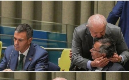 لأول مرة في التاريخ!.. رئيس دولة يقبل (رأس) رئيس دولة أخرى