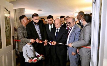 رئيس مجلس القيادة يفتتح في نيويورك المعرض اليمني للكتاب والفنون التشكيلية والفوتوغرافية