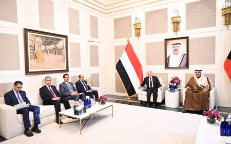 رئيس مجلس القيادة يبحث وولي عهد الكويت العلاقات الثنائية ومستجدات اليمن والمنطقة