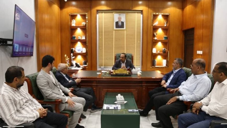 محافظ حضرموت يبحث مع رجل الأعمال عبدالواسع هائل سعيد آفاق توسيع العمل التجاري والصناعي بالمحافظة