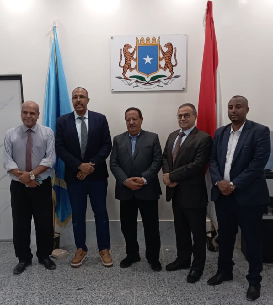 عدن تحتضن لقاءً أكاديميًا يجسد عمق العلاقات اليمنية الصومالية