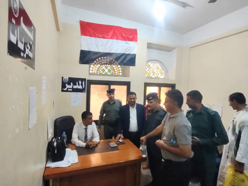 مدير عام "القاهرة" يدشّن مشروع تأهيل فرع الأحوال المدنية بقسم الجمهوري