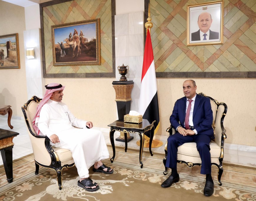 رئيس الوزراء في حوار مع "الشرق الأوسط": العملة لا تتحسن بالشعارات بل بالقرارات الصعبة والانضباط المالي