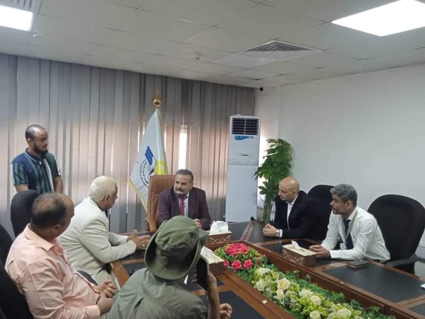 بتوجيهات من معالي النائب العام.. رئيس نيابة استئناف الأموال العامة بعدن ينفذ نزولاً ميدانياً إلى مطار عدن الدولي