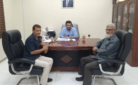 خطوة نحو تطوير التعليم الصحي.. لقاء يجمع كلية الصيدلة عدن والمركز الوطني للمختبرات