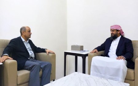 المحرّمي يلتقي رئيس الوزراء ويؤكد دعم مجلس القيادة للإصلاحات الاقتصادية والخدمية