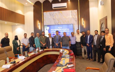 بمناسبة اليوم العالمي للسياحة.. مكتب السياحة بخور مكسر يكرّم عدداً من الفنادق تقديراً لإسهامها في تنشيط الحركة السياحية بالمديرية