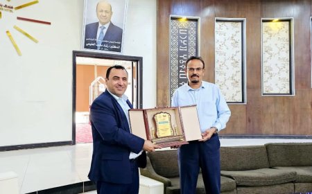 وزارة الشباب والرياضة تكرم السلطة المحلية وفرع الوزارة بمأرب