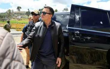 عاجل.. “غطِّ رأسك!”.. فيديو يوثق نجاة رئيس الإكوادور من محاولة اغتيال تفاصيل للحظات الرعب