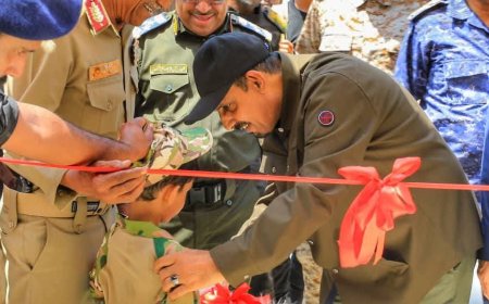 ضمن الاحتفالات بذكرى 14 أكتوبر المجيدة ..محافظ حضرموت يفتتح "استراحة وميز الضباط" بقيادة المنطقة العسكرية الثانية في إطار تعزيز بيئة العمل العسكري